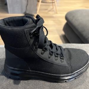 Dr. Martens Air Wair Womens boots